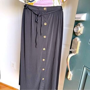 Ava ViV Elegant Black Faux Button-Down Maxi Skirt